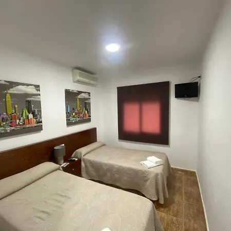 Hostal Restaurante EL AVION S,L-2