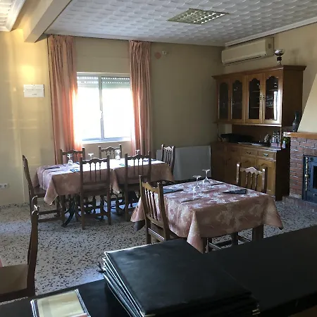 Hostal Restaurante EL AVION S,L-3